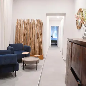 Chiaia 100 Napoli