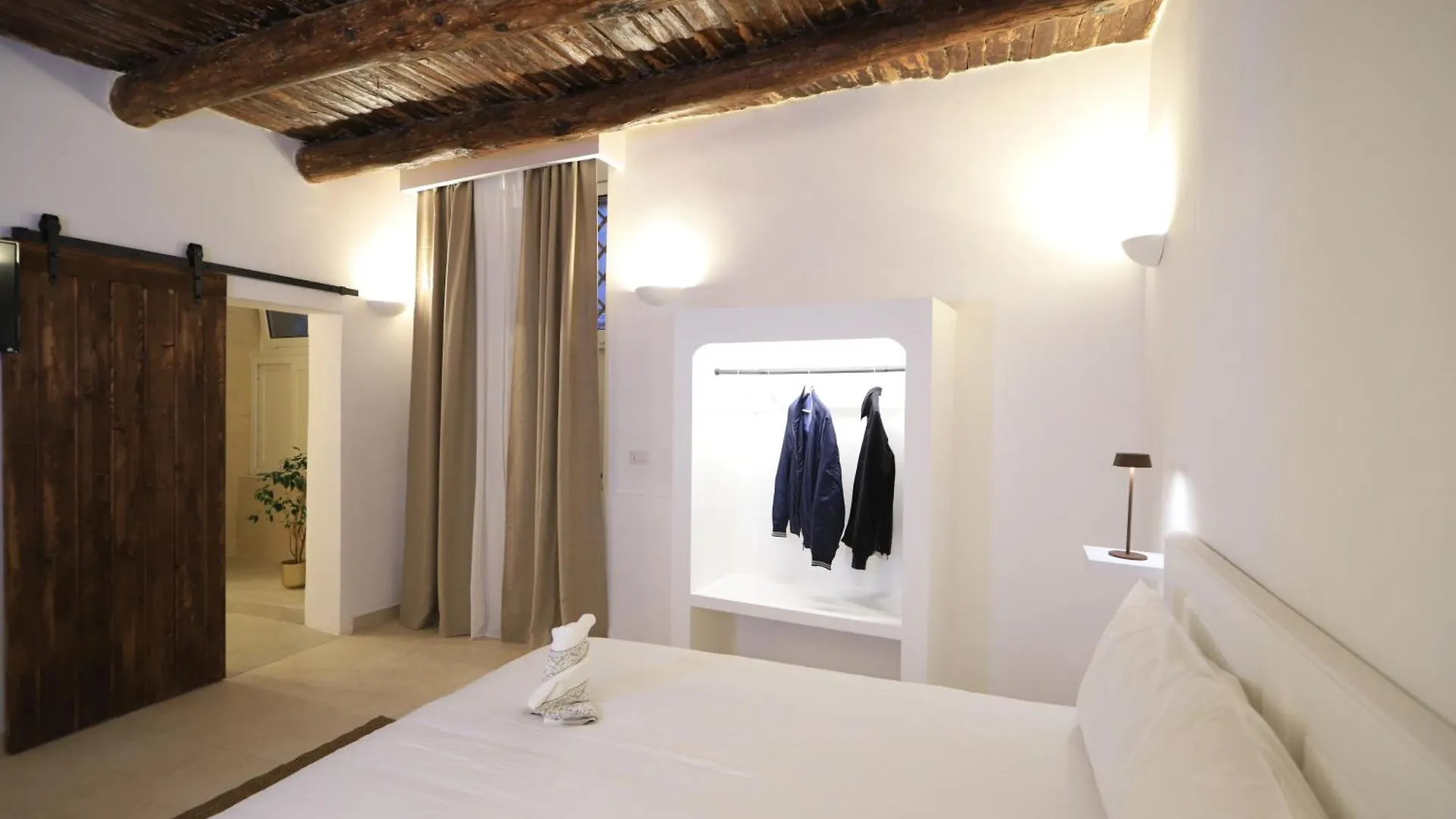 Bed & Breakfast Bed and Breakfast Ai 13 Gradoni Di Chiaia Napoli